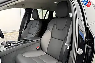 Used 2025 Volvo V60 Dark Plus Black - Interior and Exterior details 14