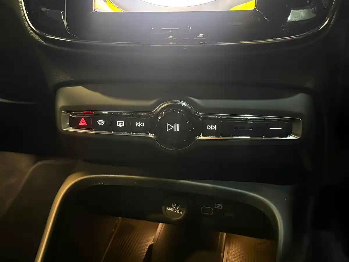 Used 2025 Volvo XC40 Plus Dark Black - Interior and Exterior details 18