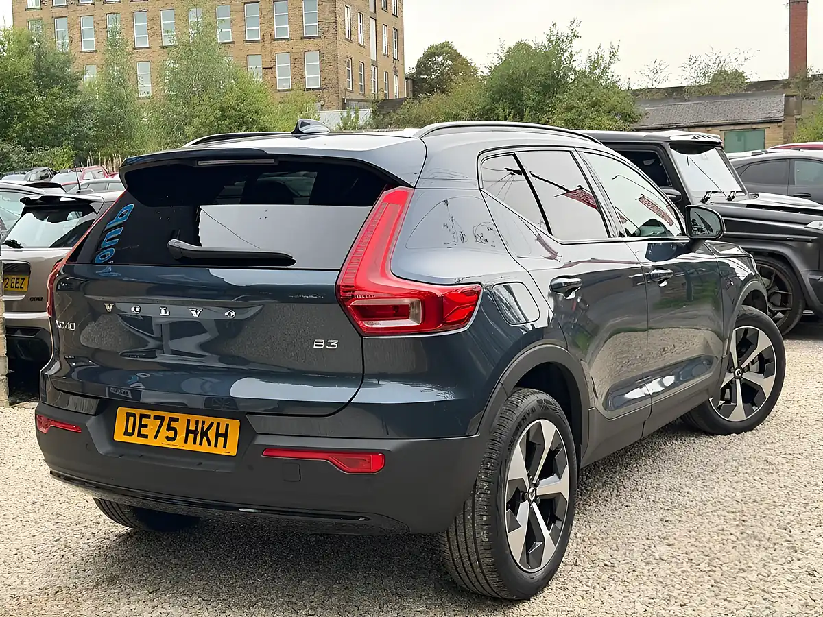 Used 2025 Volvo XC40 Plus Dark Blue - Interior and Exterior details 19