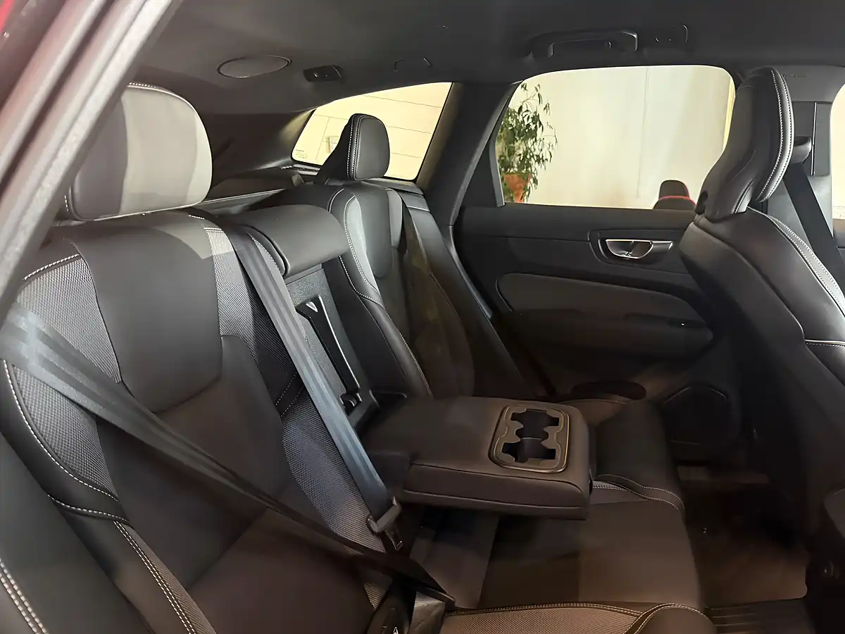 Used 2025 Volvo XC60 Black Edition Plus Black - Interior and Exterior details 12
