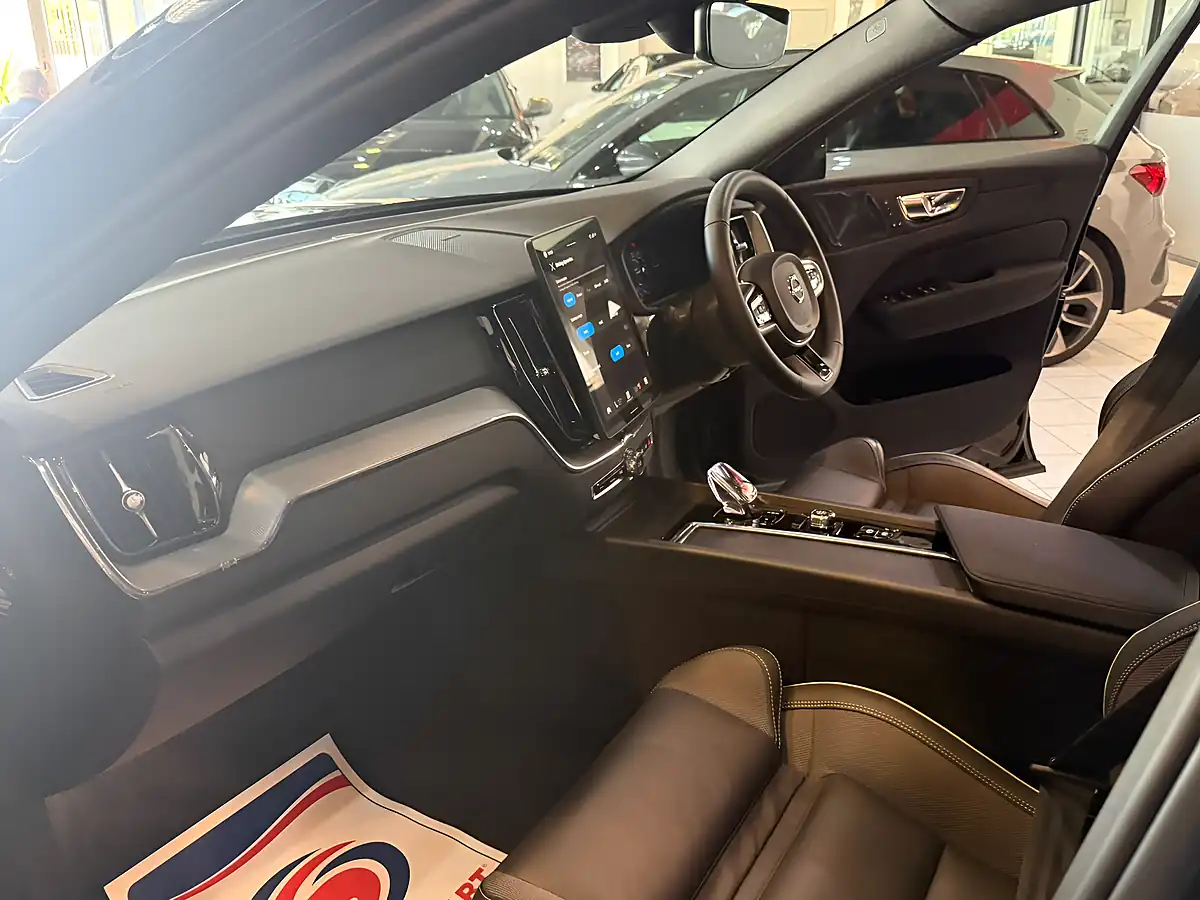 Used 2025 Volvo XC60 Black Edition Plus Black - Interior and Exterior details 16