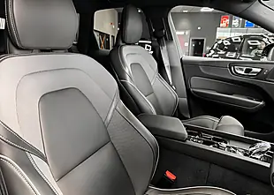 Used 2025 Volvo XC60 Plus Black Edition Black - Interior and Exterior details 12