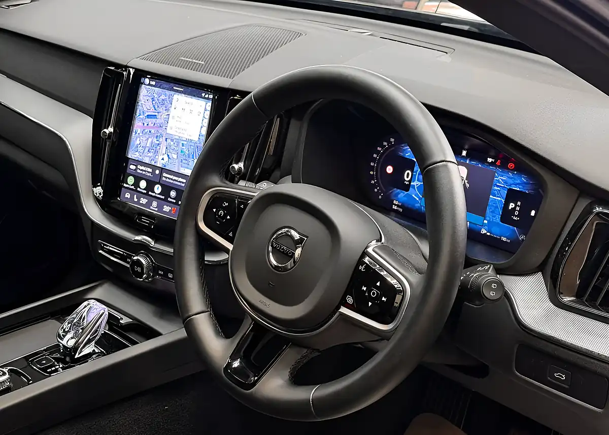Used 2025 Volvo XC60 Plus Black Edition Black - Interior and Exterior details 13