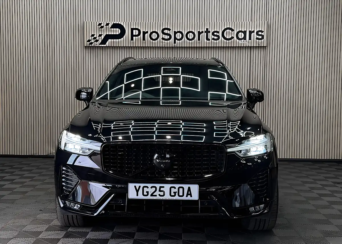Used 2025 Volvo XC60 Plus Black Edition Black - Interior and Exterior details 3