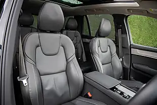 Used 2025 Volvo XC90 Ultra Bright Onyx Black - Interior and Exterior details 14