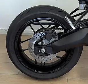 Used 2025 Yamaha MT-07 Hyper-Naked Black - Interior and Exterior details 3