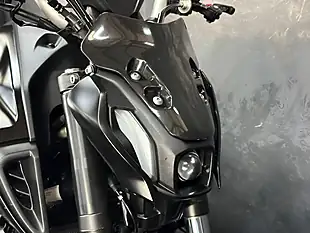 Used 2025 Yamaha MT-07 Hyper-Naked Black - Interior and Exterior details 12