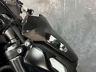 Used 2025 Yamaha MT-07 Hyper-Naked Black - Interior and Exterior details 13