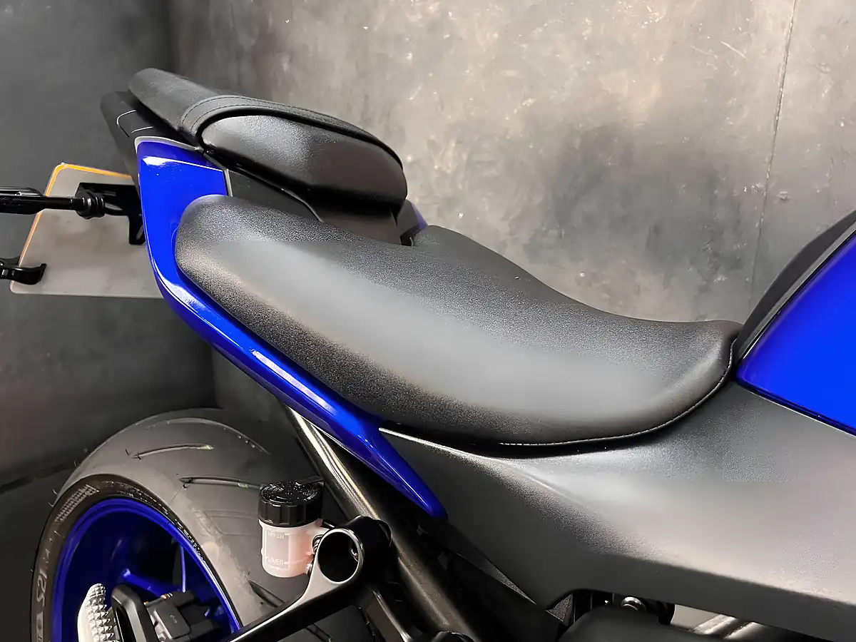 Used 2025 Yamaha MT-07 Hyper-Naked Blue - Interior and Exterior details 13