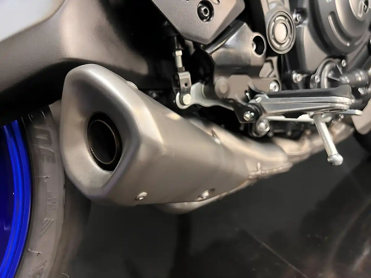Used 2025 Yamaha MT-07 Hyper-Naked Blue - Interior and Exterior details 16