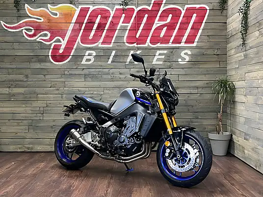 2025 Yamaha MT-09 900 SP