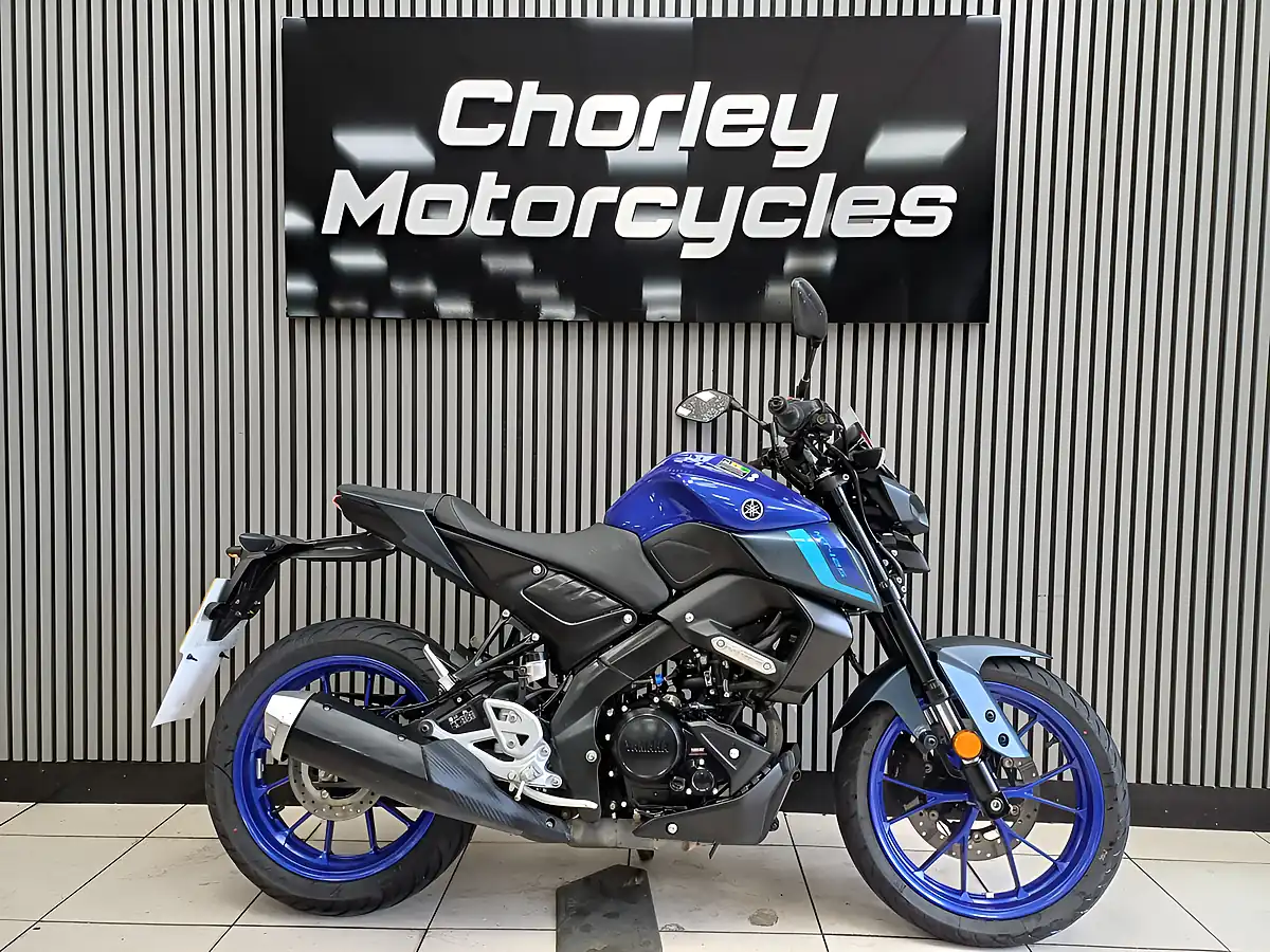 Used 2025 Yamaha MT-125 Blue - Front View