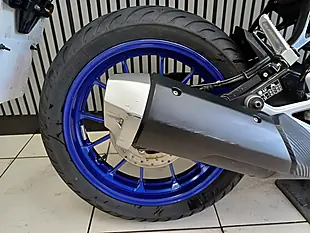 Used 2025 Yamaha MT-125 Blue - Interior and Exterior details 14