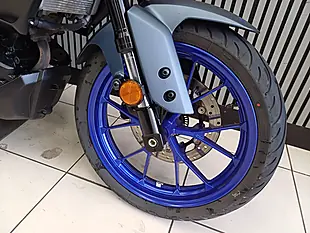 Used 2025 Yamaha MT-125 Blue - Interior and Exterior details 15