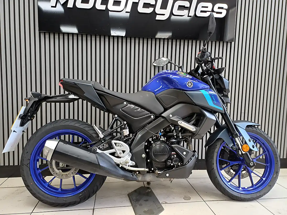 Used 2025 Yamaha MT-125 Blue - Interior and Exterior details 6