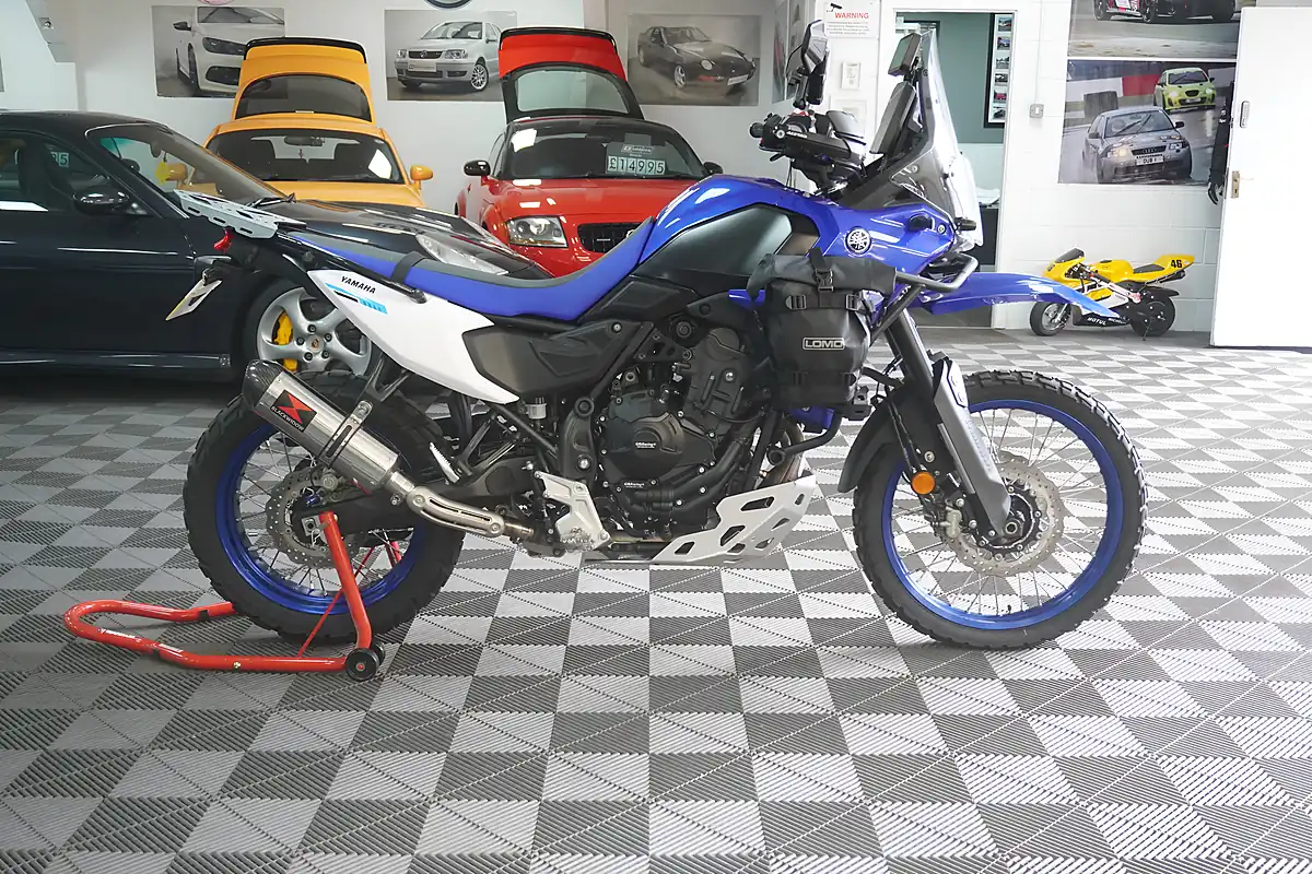 Used 2025 Yamaha Tenere 700 Adventure Blue - Interior and Exterior details 2