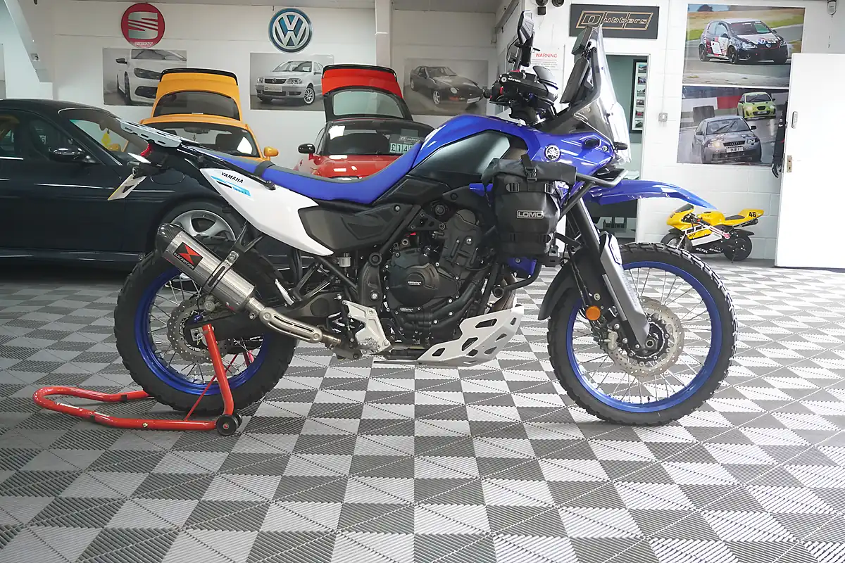 Used 2025 Yamaha Tenere 700 Adventure Blue - Interior and Exterior details 7