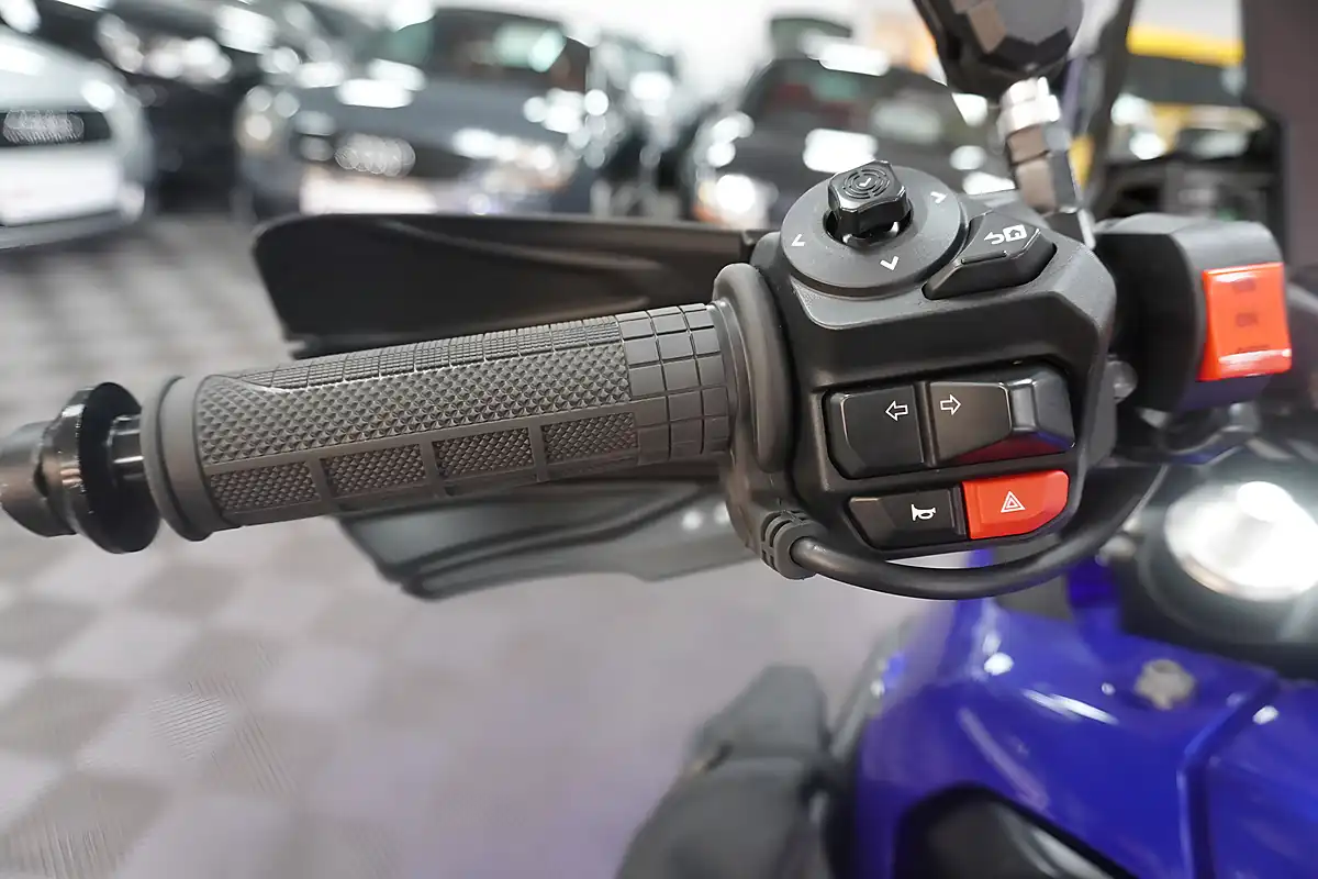 Used 2025 Yamaha Tenere 700 Adventure Blue - Interior and Exterior details 2