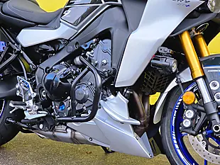 Used 2025 Yamaha Tracer 9 Gt+ Silver - Interior and Exterior details 10