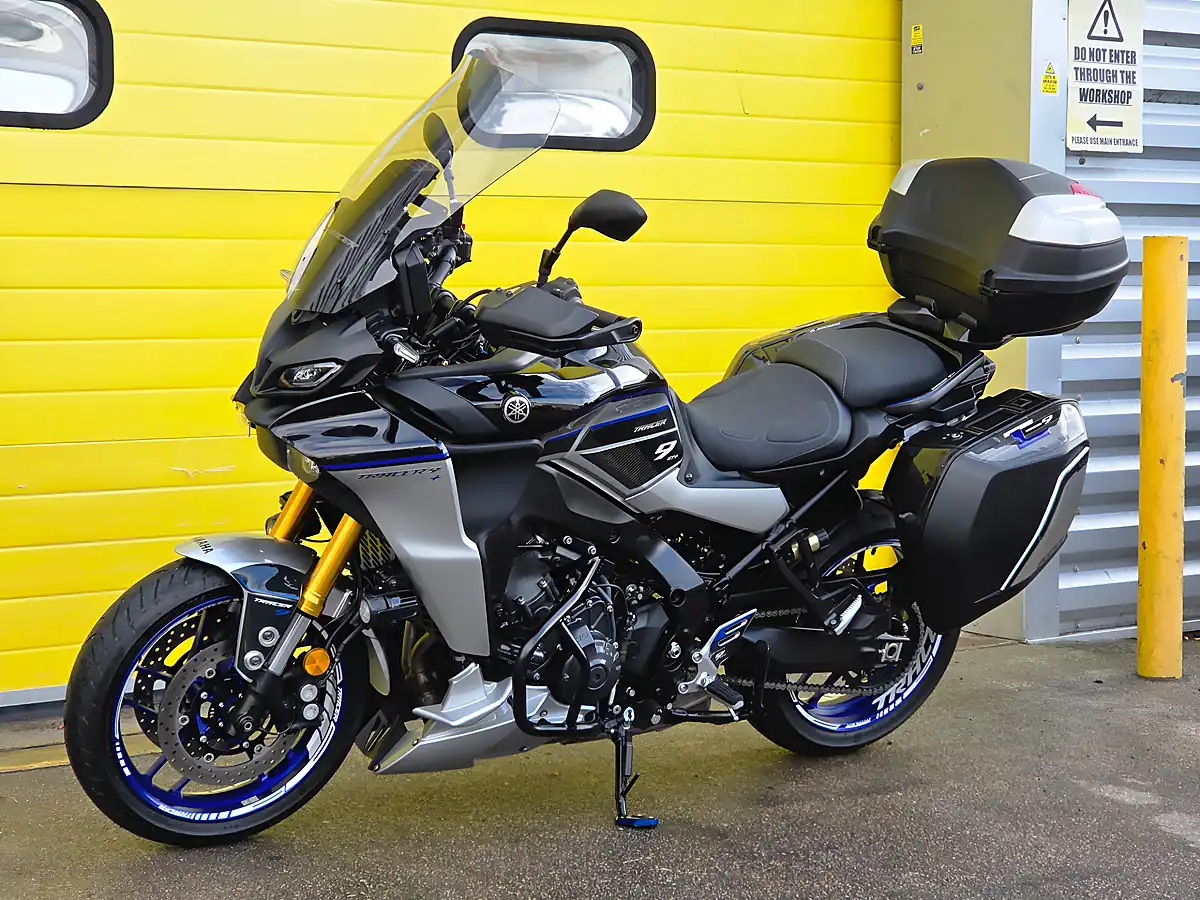 Used 2025 Yamaha Tracer 9 Gt+ Silver - Interior and Exterior details 6