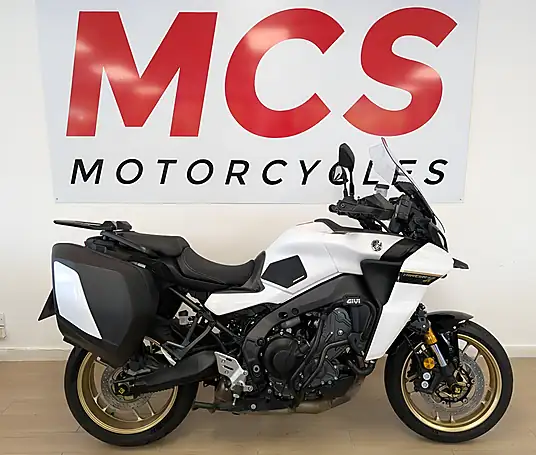 2025 Yamaha TRACER 9 GT 900