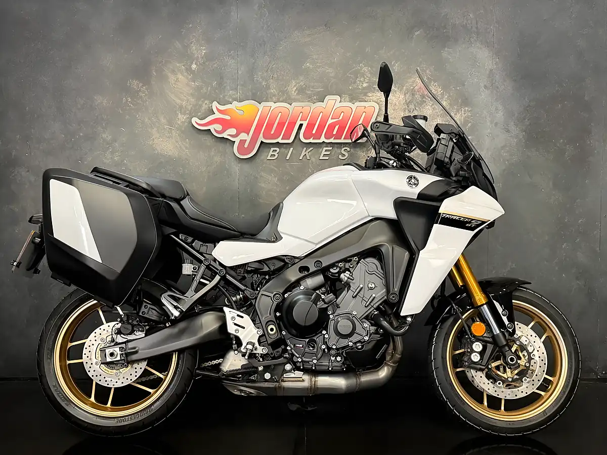 Used 2025 Yamaha Tracer 9 GT White - Front View