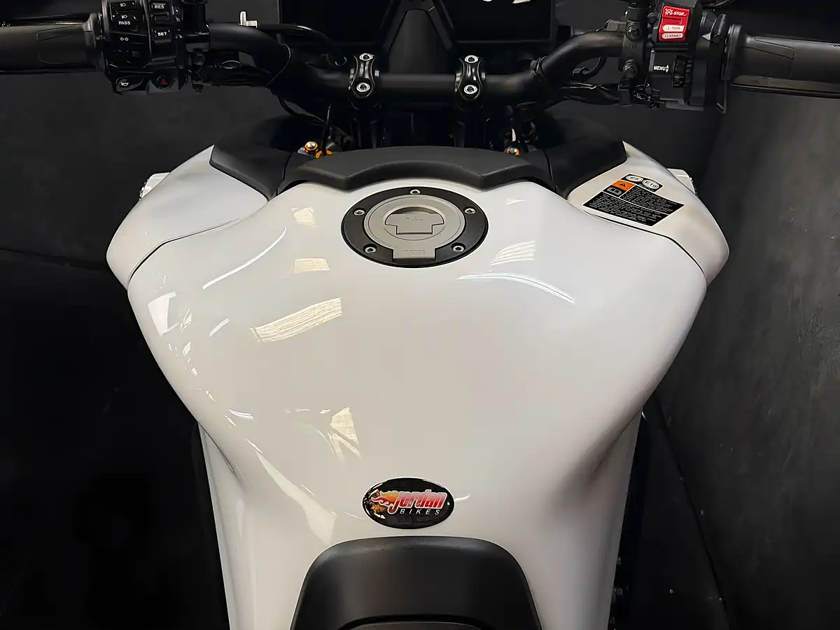 Used 2025 Yamaha Tracer 9 GT White - Interior and Exterior details 20