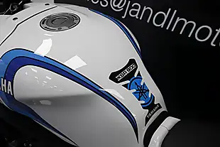Used 2025 Yamaha Xsr 900 White - Interior and Exterior details 12