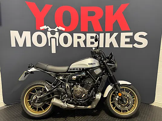 2025 Yamaha XSR700