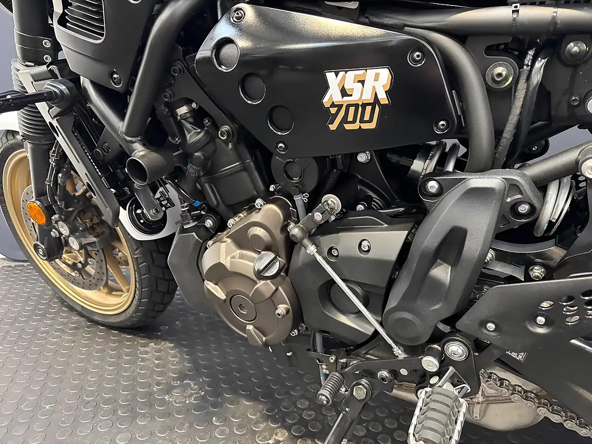 Used 2025 Yamaha XSR700 - Interior and Exterior details 19