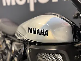Used 2025 Yamaha XSR700 - Interior and Exterior details 9