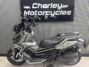 Used 2025 Zontes Zt 368 T-G Green - Interior and Exterior details 2