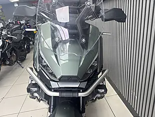 Used 2025 Zontes Zt 368 T-G Green - Interior and Exterior details 7