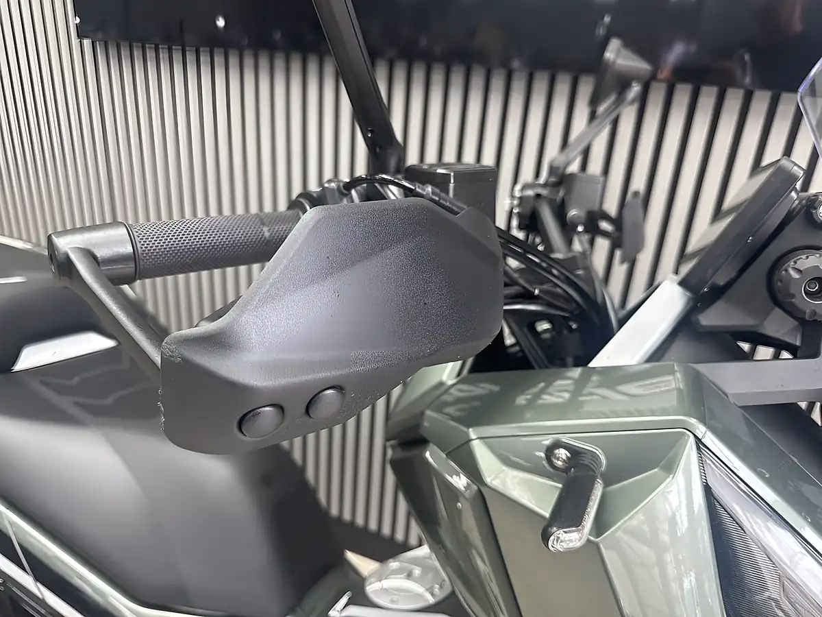 Used 2025 Zontes Zt 368 T-G Green - Interior and Exterior details 8