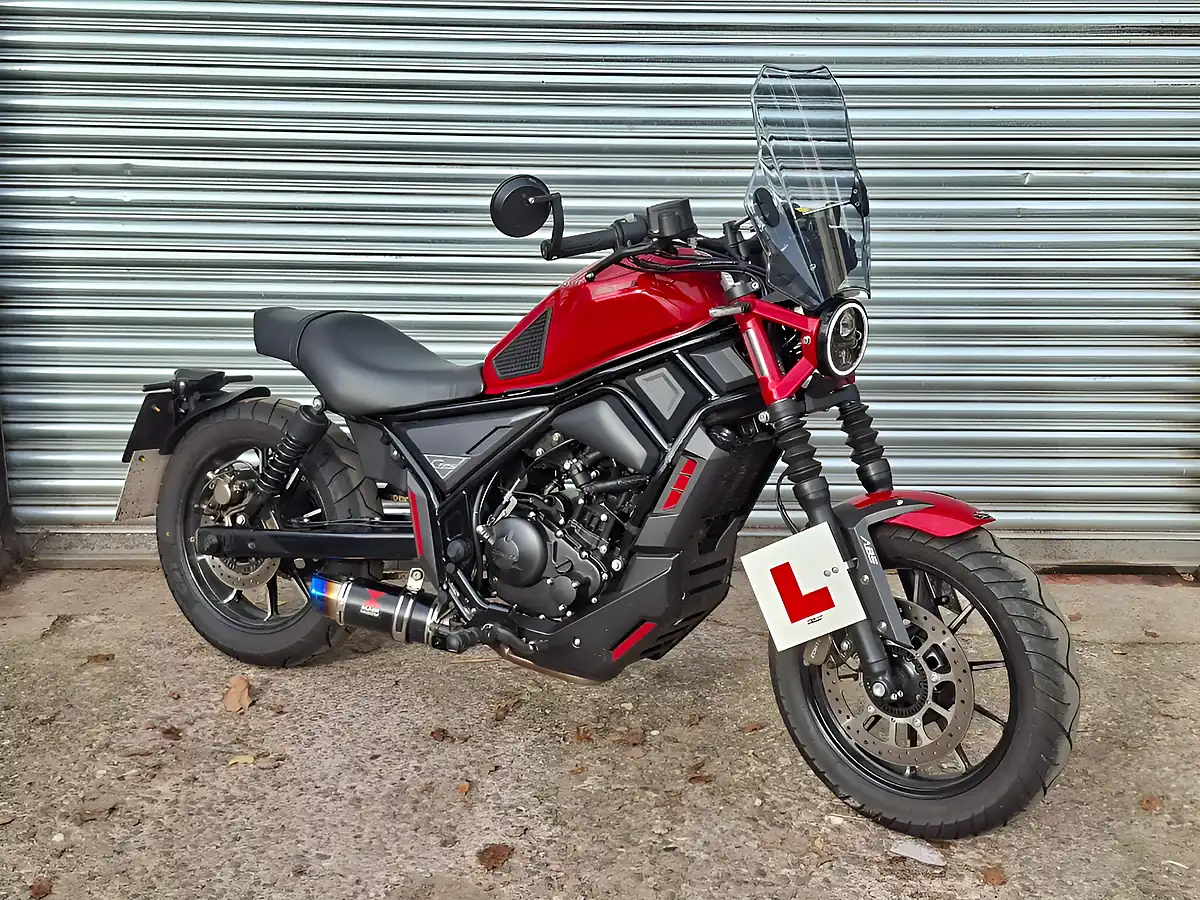 Used 2025 Zontes ZT125-C Red - Front View