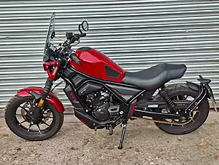 Used 2025 Zontes ZT125-C Red - Interior and Exterior details 6