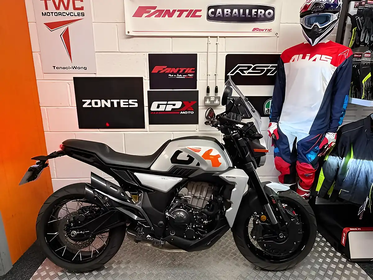Used 2025 Zontes ZT350 Gk - Front View