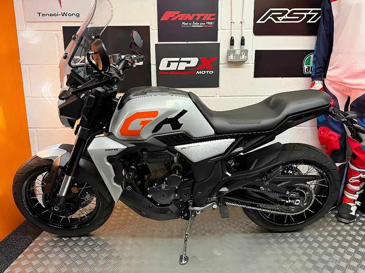 Used 2025 Zontes ZT350 Gk - Interior and Exterior details 3