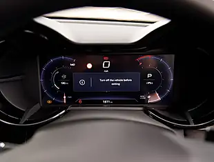Used 2026 Alfa Romeo Junior Green - Interior and Exterior details 11