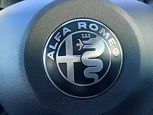Used 2026 Alfa Romeo Junior Ibrida Ti White - Interior and Exterior details 10
