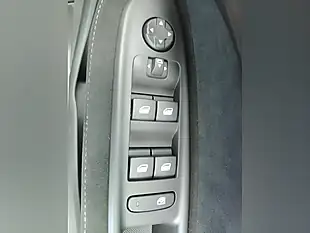 Used 2026 Alfa Romeo Junior Intensa Black - Interior and Exterior details 14