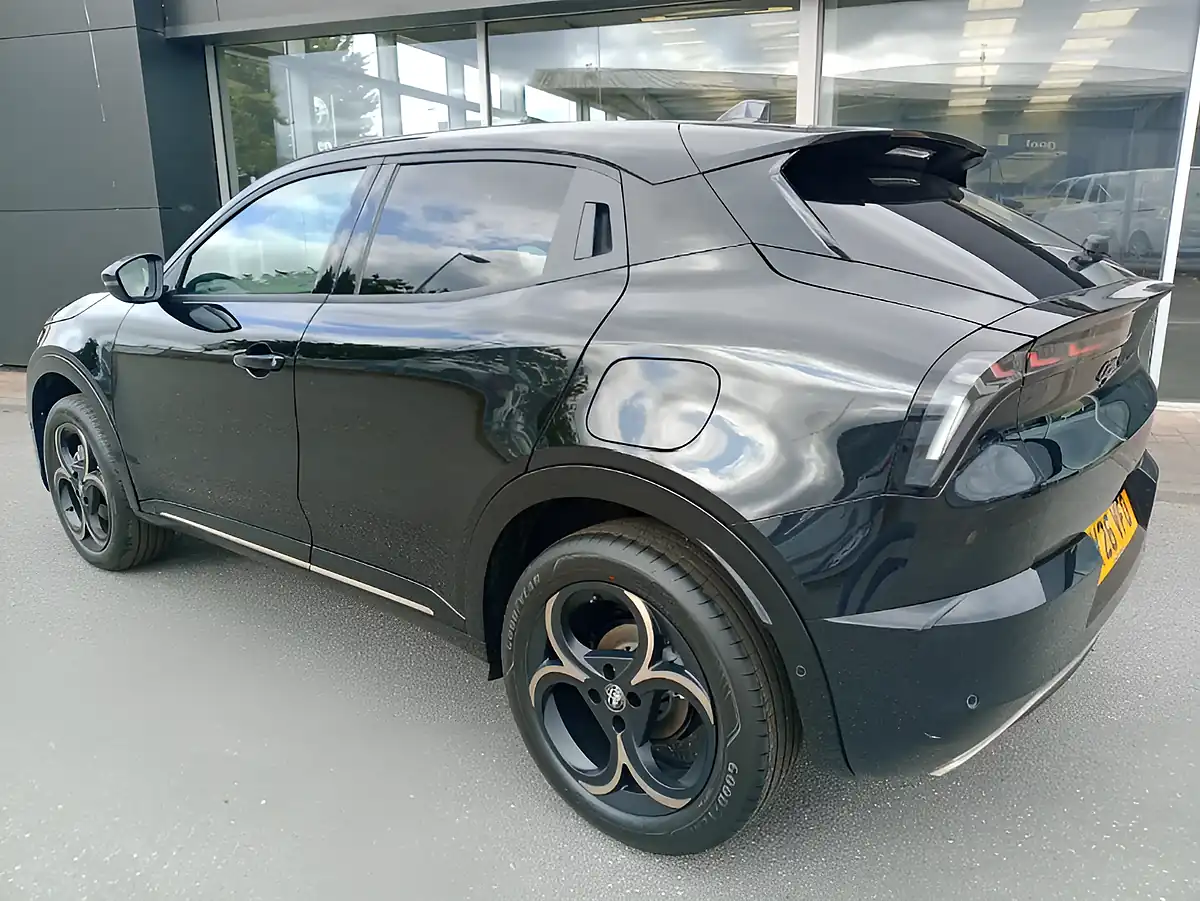 Used 2026 Alfa Romeo Junior Intensa Black - Interior and Exterior details 2