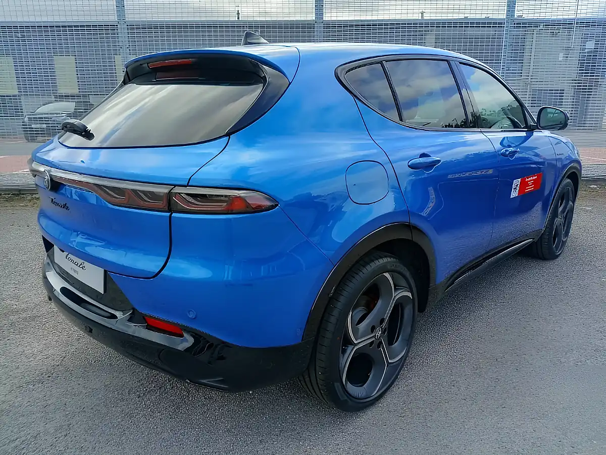 Used 2026 Alfa Romeo Tonale Mhev Veloce Blue - Interior and Exterior details 2