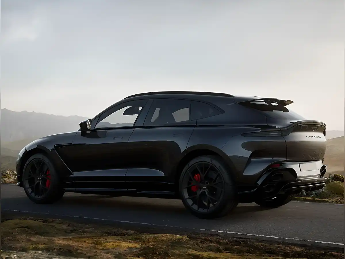 Used 2026 Aston Martin Dbx S Onyx Black - Interior and Exterior details 3