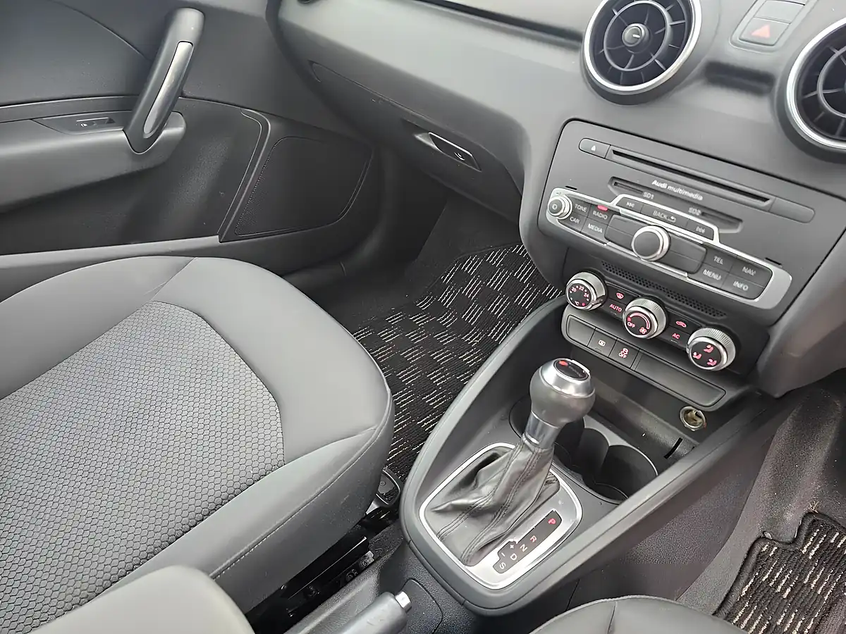 Used 2026 Audi A1 Se White - Interior and Exterior details 12
