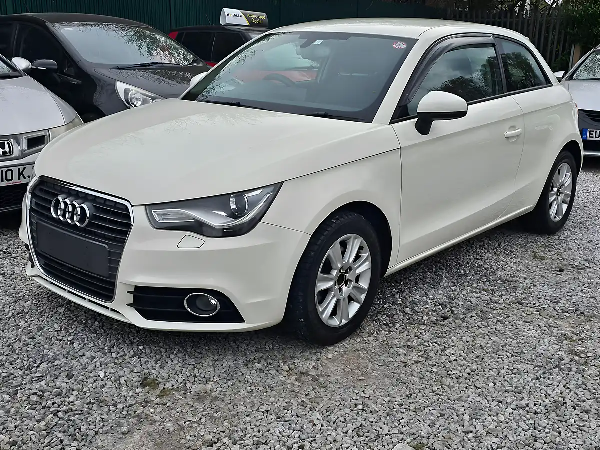 Used 2026 Audi A1 Se White - Interior and Exterior details 17