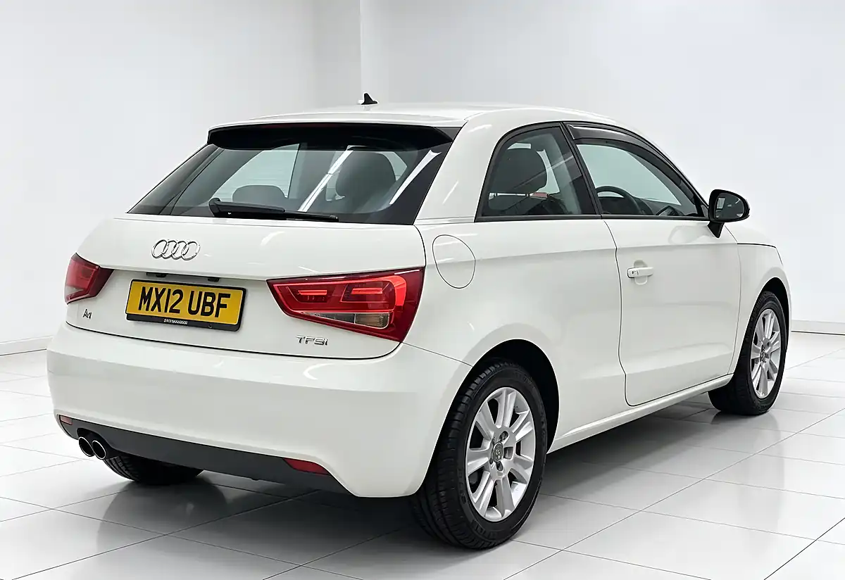 Used 2026 Audi A1 Se White - Interior and Exterior details 4