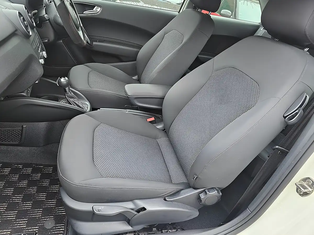 Used 2026 Audi A1 Se White - Interior and Exterior details 8
