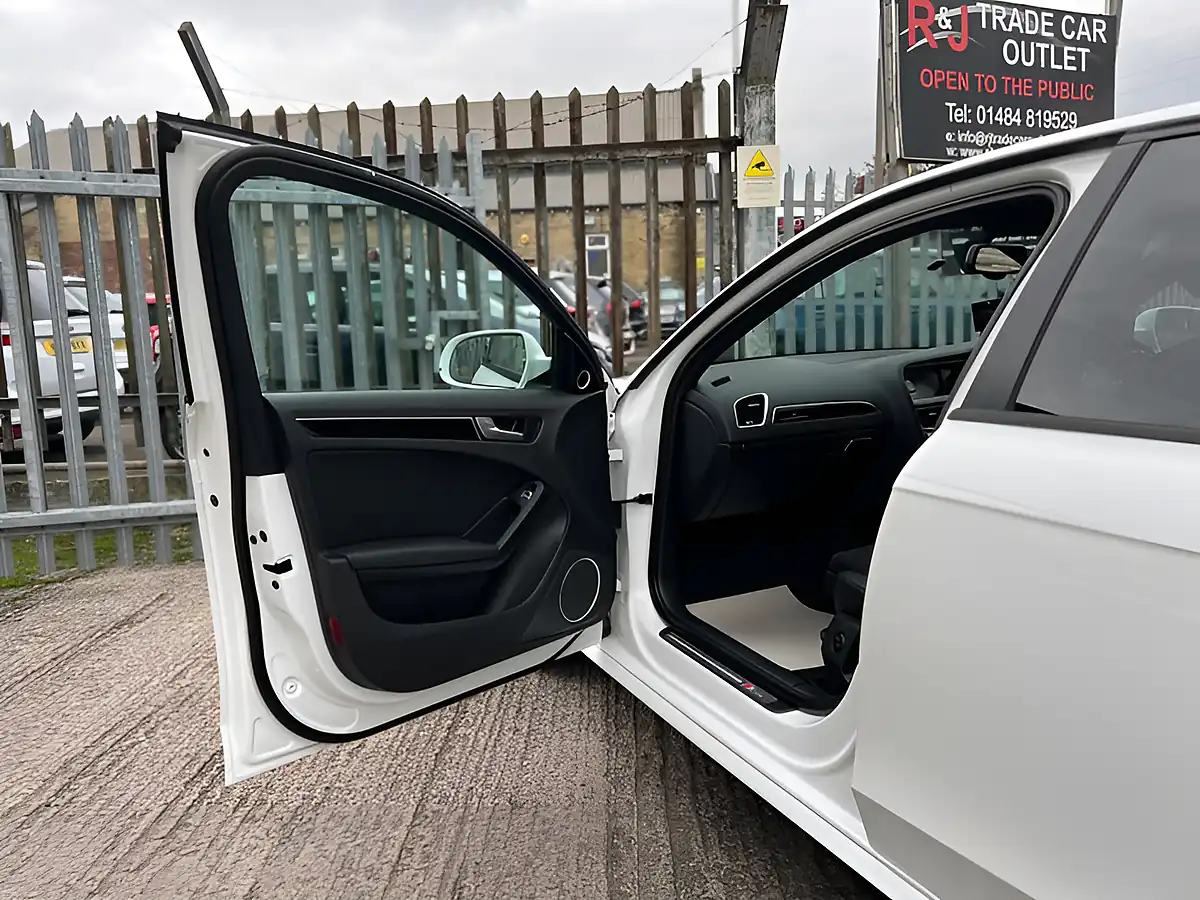 Used 2026 Audi A4 Black Edition White - Interior and Exterior details 19