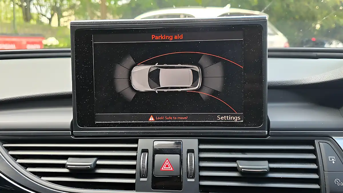 Used 2026 Audi A6 Avant Black Edition White - Interior and Exterior details 12